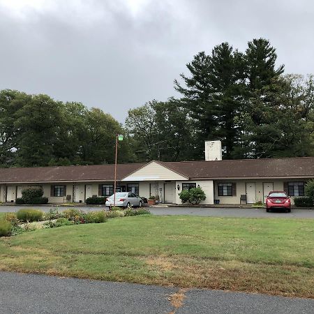 The Walpole Motel Exterior photo